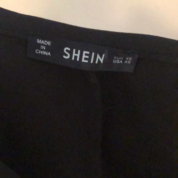 Shein Cape - Picture 7 of 7